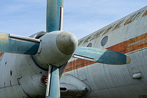Iljuschin Il-18