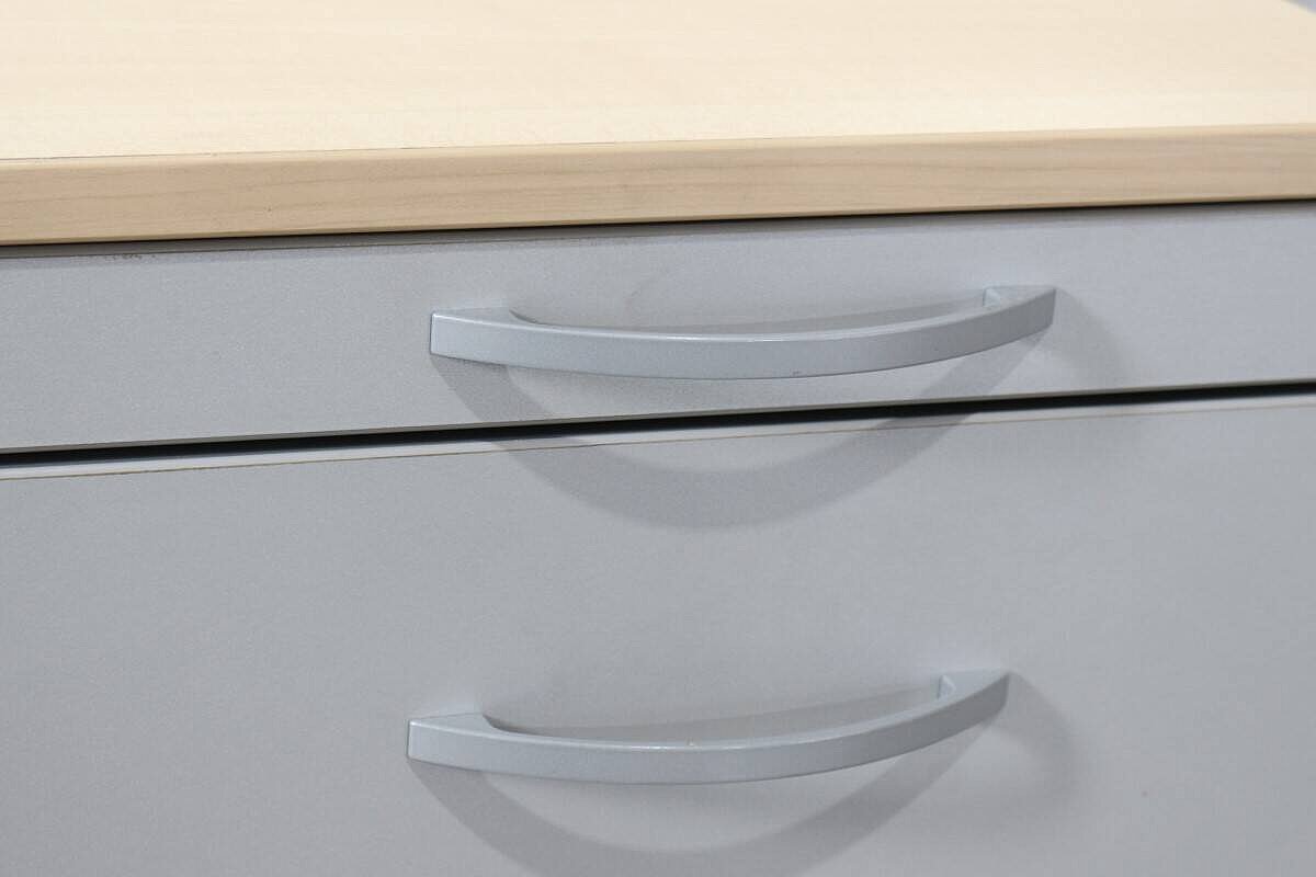 Rollcontainer / MBT / anthrazit / Abdeckplatte ahorn / Schubladen silbergrau / 60 cm