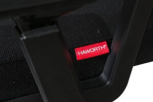 Bürodrehstuhl / Haworth 'Comforto 59' / NP 984 EUR / schwarz / Teppichrollen