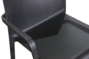 Stapelstuhl / Besucherstuhl / Pedrali 'Volt' / schwarz / OUTDOOR