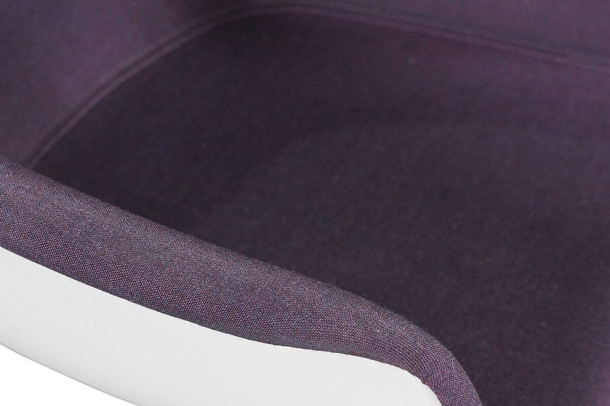 Schalenstuhl / Brunner 'crona light' / Sitzschale weiß / Polster aubergine / auf Rollen