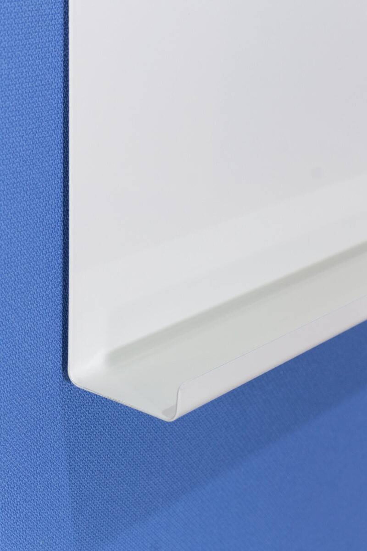 Mobile Trennwand / Brunner 'Team' / inkl. Whiteboard / NP 2116 EUR