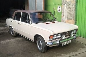 Fiat 125p DDR Zulassung 1Serie