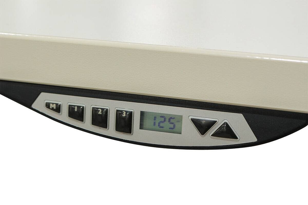 Steh-Sitz-Schreibtisch / König & Neurath 'TALO.S' / Memory-Display / weiß / 80 x 80