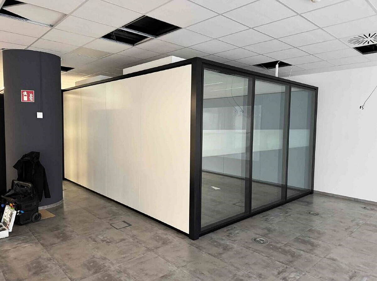 Raum-in-Raum System / Lindner 'Cube Duo' / 2,71 x 4,05 x 4,0 m