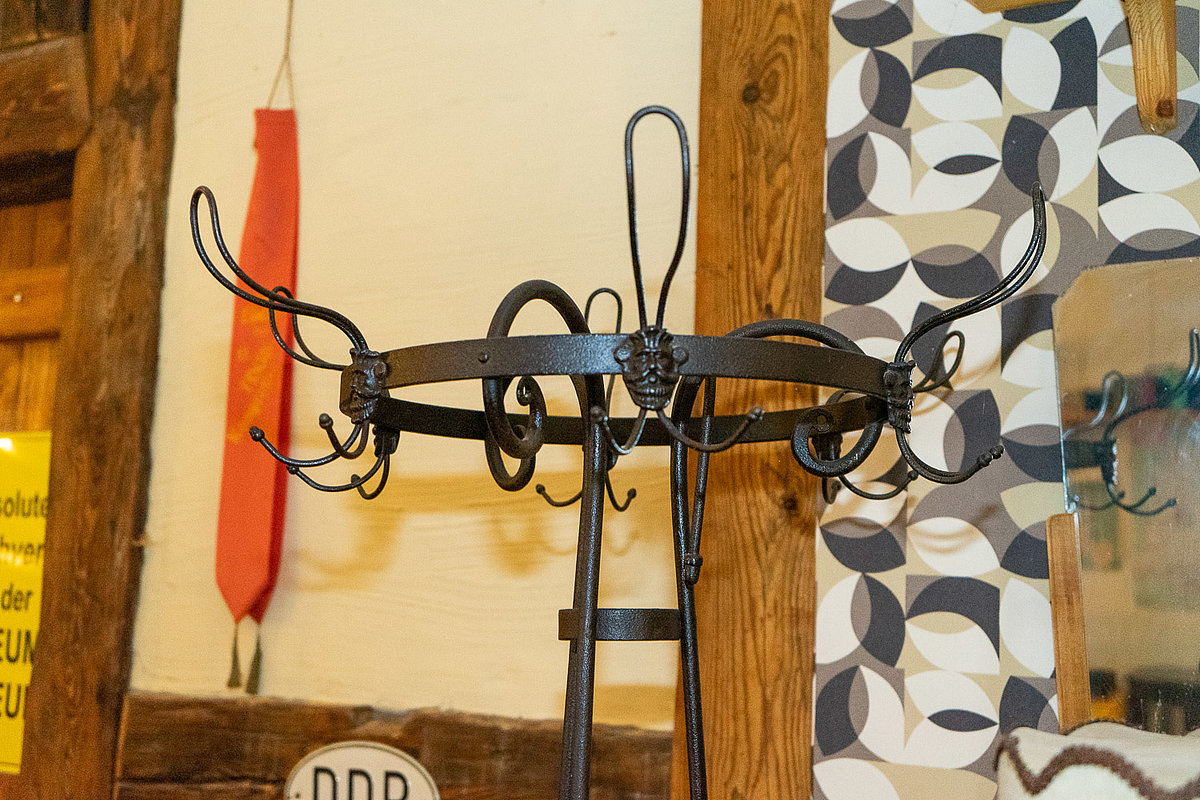 Garderobenständer um 1900