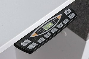 Steh-Sitz-Schreibtisch / Vario 'Conclusion' / 200 x 95 cm / Memory Display / Einhausung