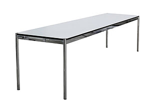 Besprechungstisch / USM Haller / 297 x 75 cm / perlgrau/schwarzer Umleimer