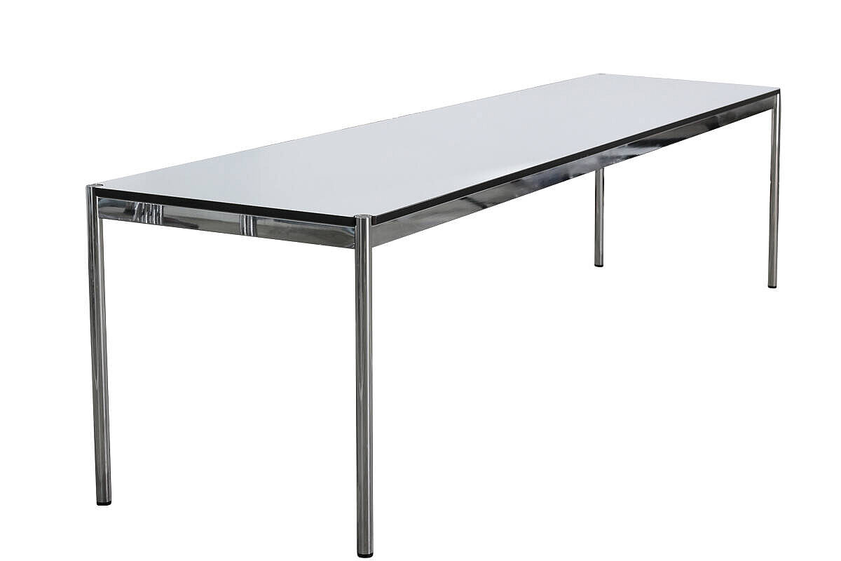 Besprechungstisch / USM Haller / 297 x 75 cm / perlgrau/schwarzer Umleimer
