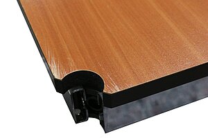 Besprechungstisch / USM Haller / kirschbaum Z3 / 100 x 75 cm