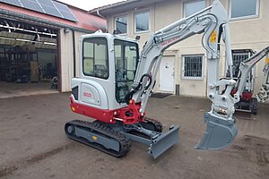Takeuchi, TB225