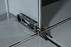 Sideboard / USM Haller / 6 Fächer mit Klappen / mittelgrau / 6 gelochte Tablare