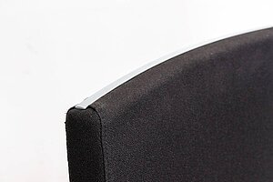 Bürodrehstuhl 'mc-102' in schwarz, Rückenlehne mit Chromband