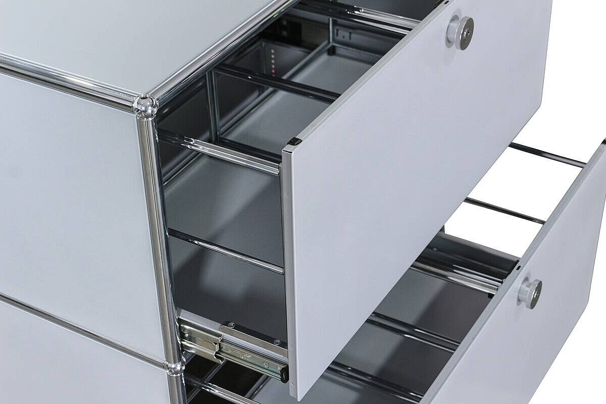 Sideboard / USM Haller / 2 Fächer mit Auszug / Hängeregistratur / mattsilber