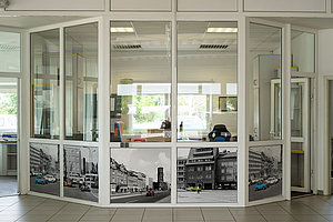 Autohaus mit Werstatt