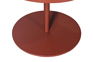 Neuwertig / NP 1596 EUR / Beistelltisch / KETTAL 'Objects' / rot