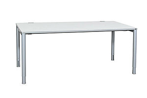 Schreibtisch / König & Neurath 'Basic 4' / weiß / 180 x 80 cm / 2 Kabelauslässen
