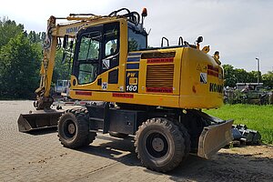Komatsu, PW160-10