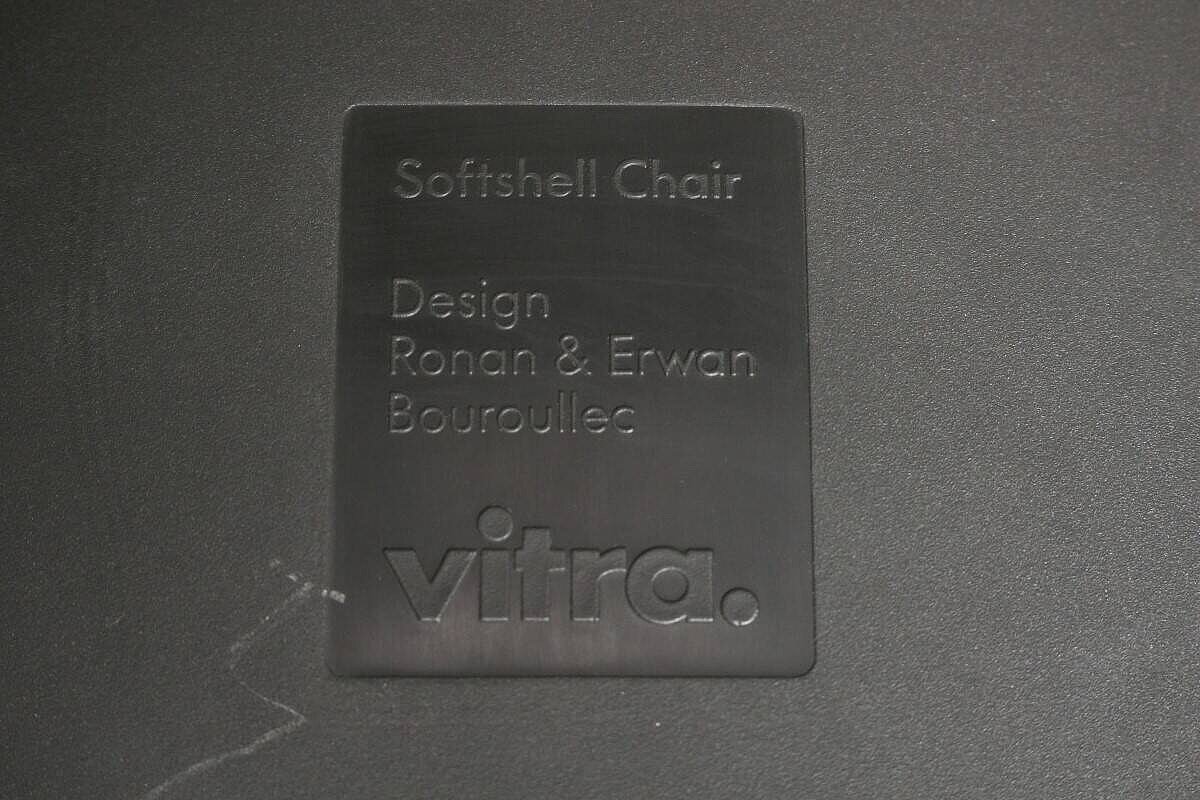 Besucherstuhl / vitra 'Softshell Side Chair' / blau