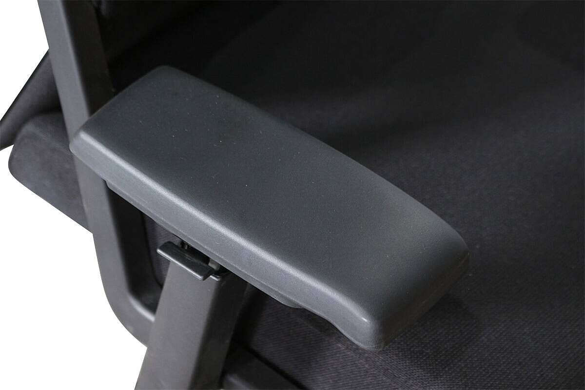 Bürodrehstuhl / Haworth 'Comforto 59' / NP 984 EUR / schwarz / Teppichrollen
