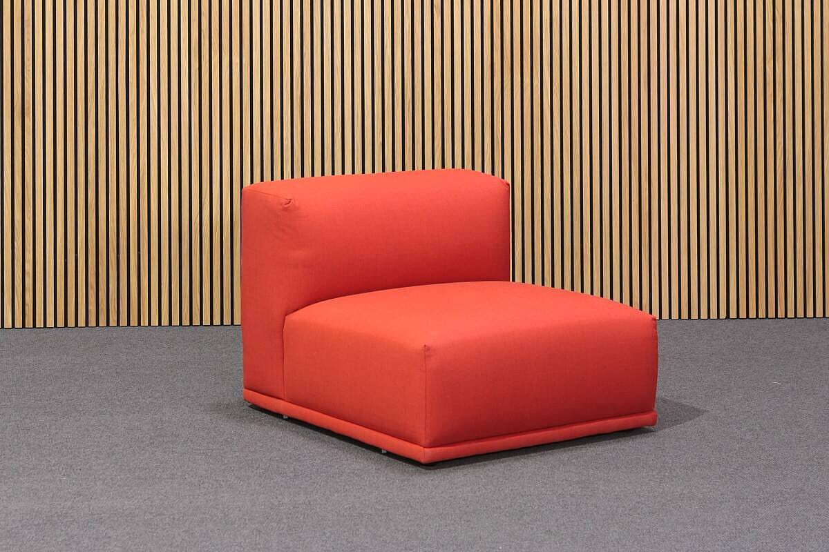 Neuwertig / MUUTO 'Connect' / Stoff Remix / Farbe 643 rot - Variante 4 - Modul J, C, D + E