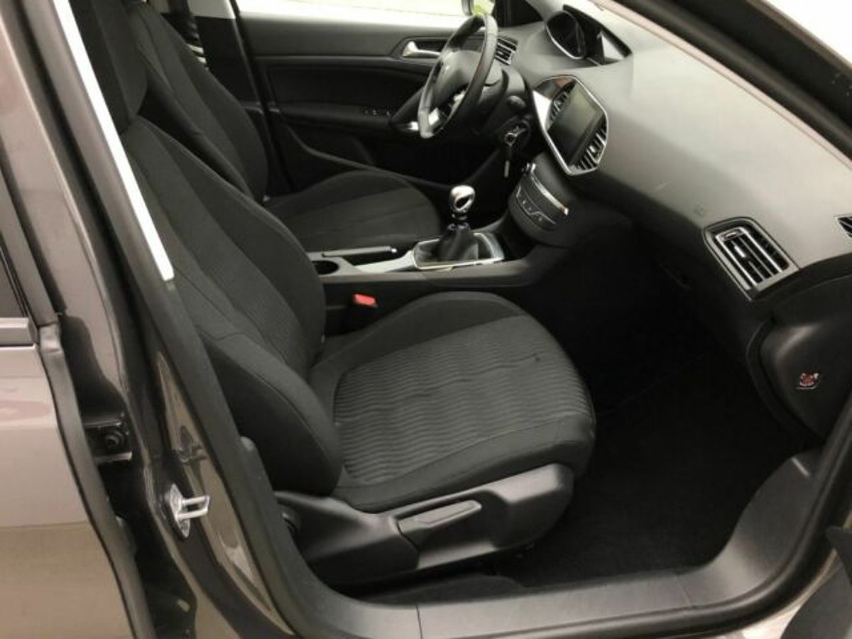 Peugeot 308 SW BlueHDi 120 Stop & Start Active