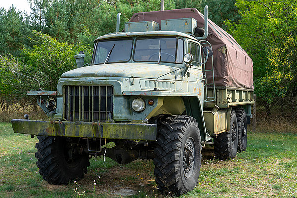 Ural-375
