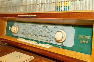 Röhrenradio Sachsenwerk Olympia 571 W/L