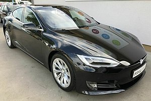 Tesla Model S 90D Allradantrieb