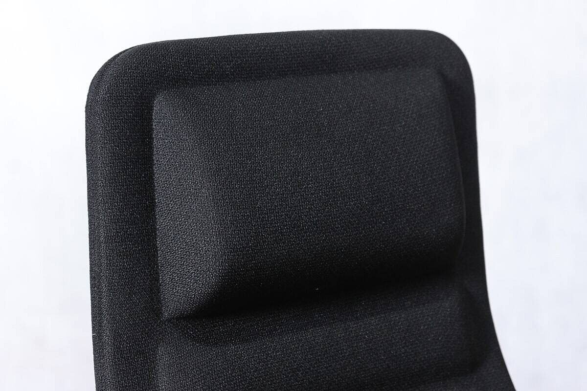Neuwertig / NP 3504 EUR / Loungestuhl / cappellini 'Lotus Attesa' / schwarz
