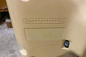 Grundig Fernseher Super Color 1830