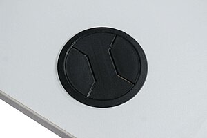 Steh-Sitz-Schreibtisch / Kinnarps 'Polaris Serie P' / weiß / 120 x 80 cm