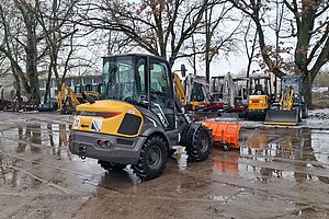 Mecalac, MCL8