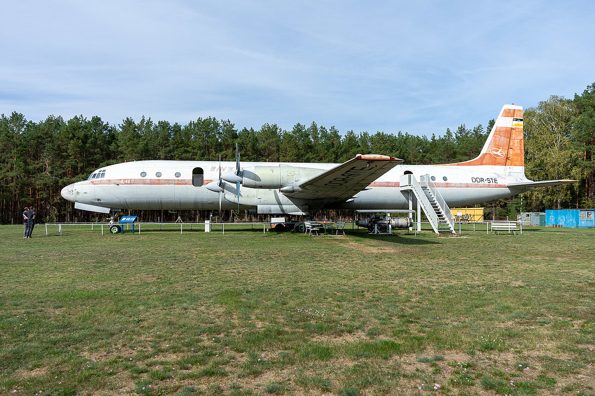 Iljuschin Il-18