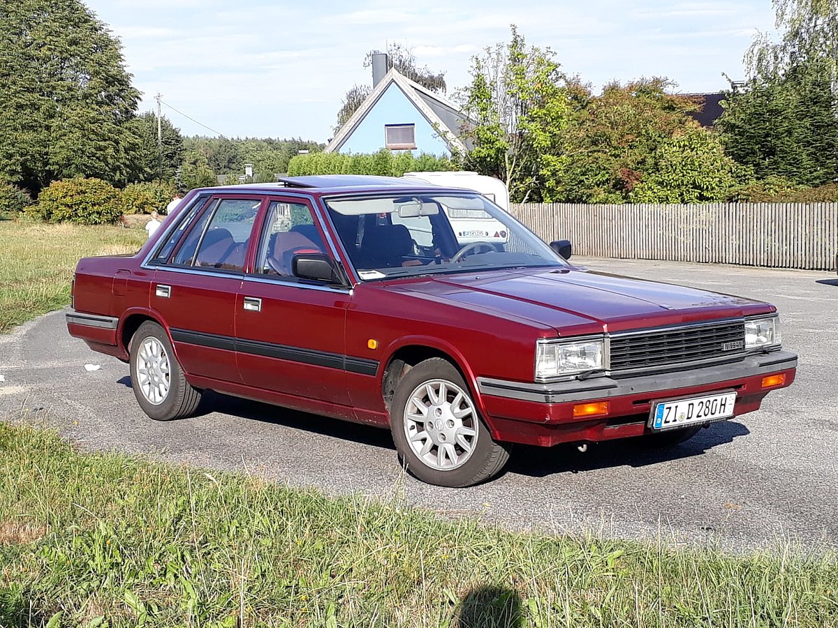 Nissan Laurel C32