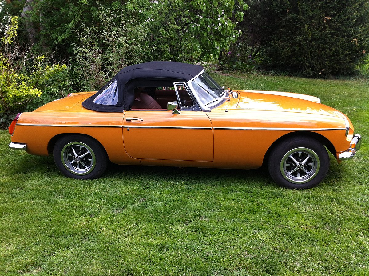 MG B