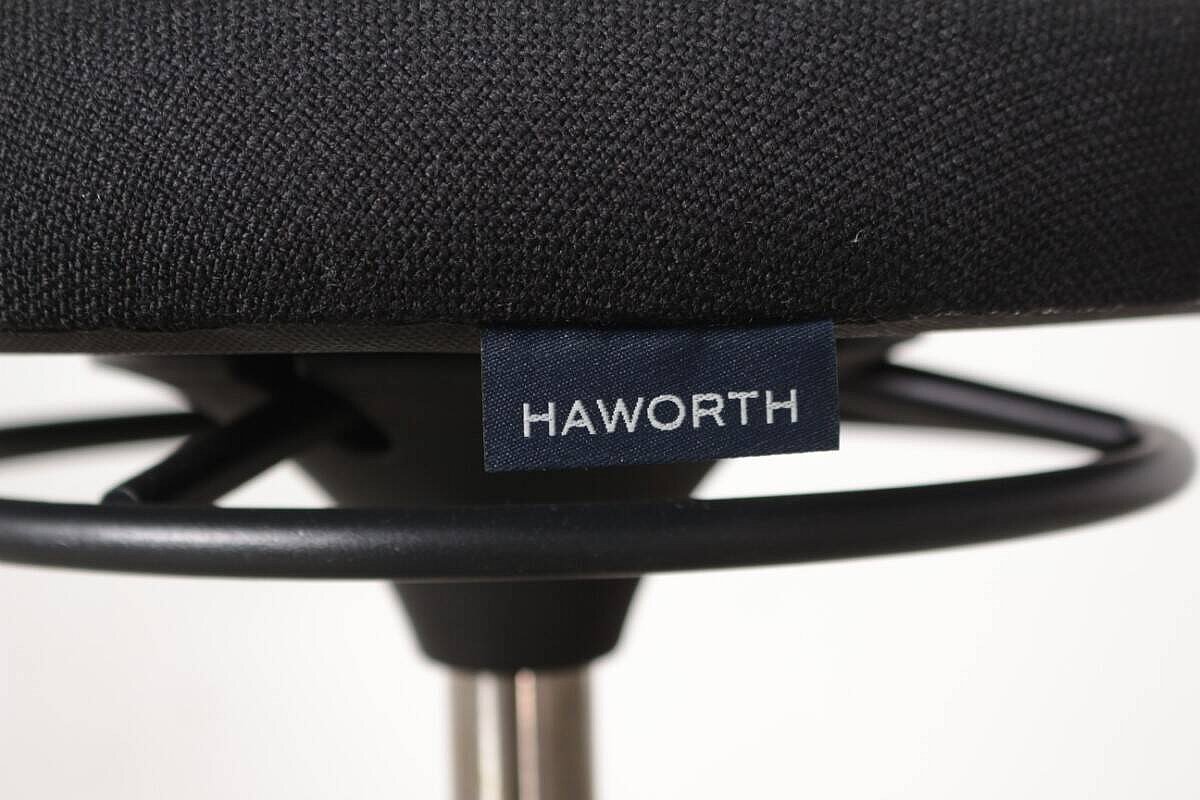 Stehhilfe / Hocker / Haworth 'Comforto 1' / schwarz/schwarz / NP 581 EUR